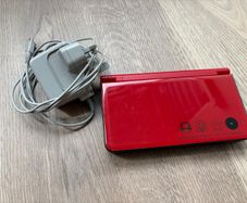 Nintendo DSi XL