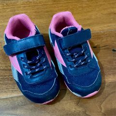 Reebok toddler runners (UK 6/EU 22.5)