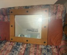 Wall mirror