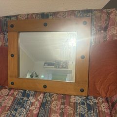 Wall mirror