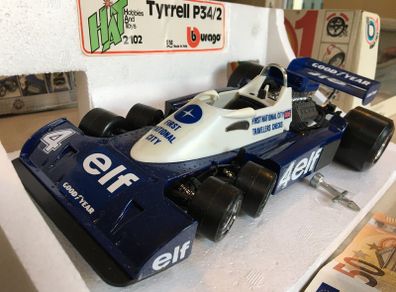 Model Car Burago Tyrrell P34/2 Scale 1/14