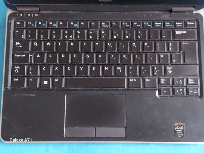 Dell Latitude E7240 for Parts, not working