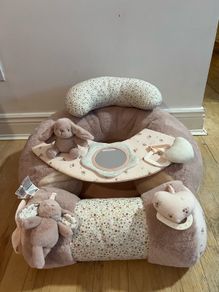 Mamas & Papas Tummy time and seat