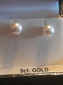 ladies 9ct gold earrings