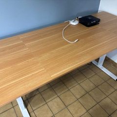 200 x 80cm Height Adjustable Sit Stand Up Desk