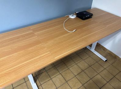 200 x 80cm Height Adjustable Sit Stand Up Desk