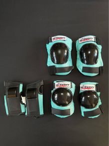 Kids Knee/Elbow/Wrist Pad Set Youth M Unused