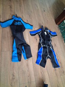 wetsuit 2. Kids age 4. To 5 and 1 age 11