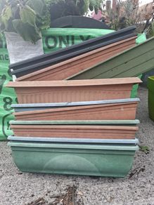 Garden Pots- Plastic