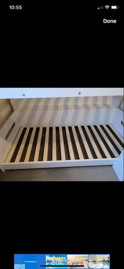 Bunk bed
