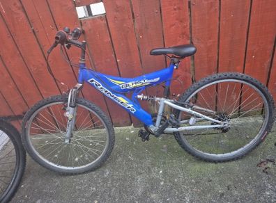 2Full suspension mountain bike