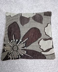 Small Cushion