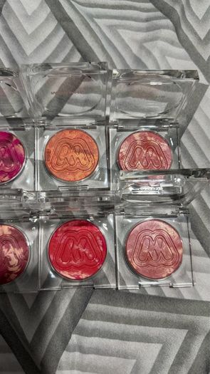 Morphe cloud light blushers