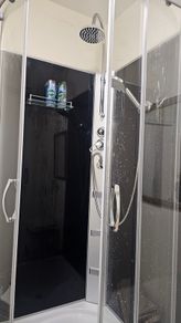 shower cabin