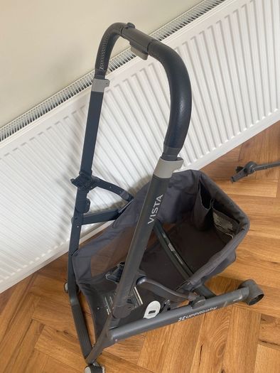 Uppababy Vista Pram frame & basket