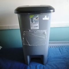 kitchen bin