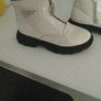 girls cream boots size 2 Image 2