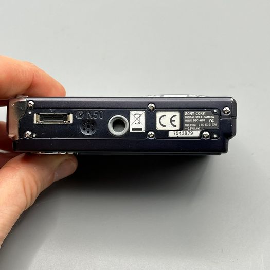 Sony Cybershot DSC-W85 7.2MP Digital Camera - Black - Full Kit - Tested