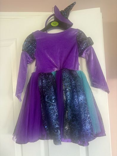 Kids Witch Costume/dress size 2-3 years Halloween