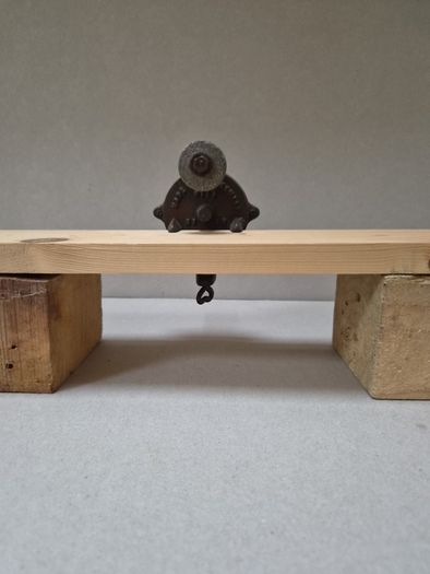Vintage Blade Sharpening Device
