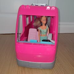 Barbie camper van