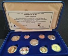 Ireland 2007 Proof Euro Coin Set  In case with Coa and outer box