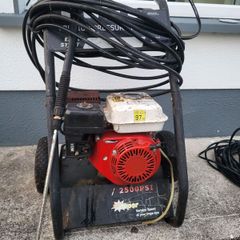 5.5 HP 2500 PSI power washer