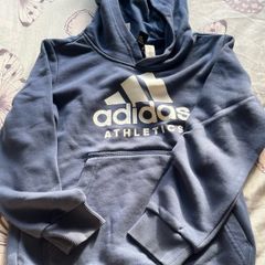 Adidas boys top