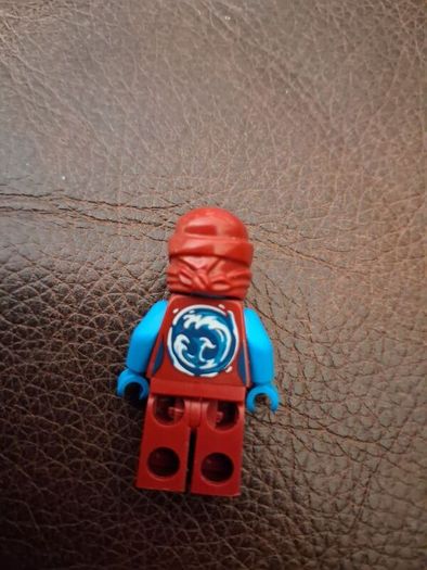 Lego Ninjago minifigure Nya airjitzu