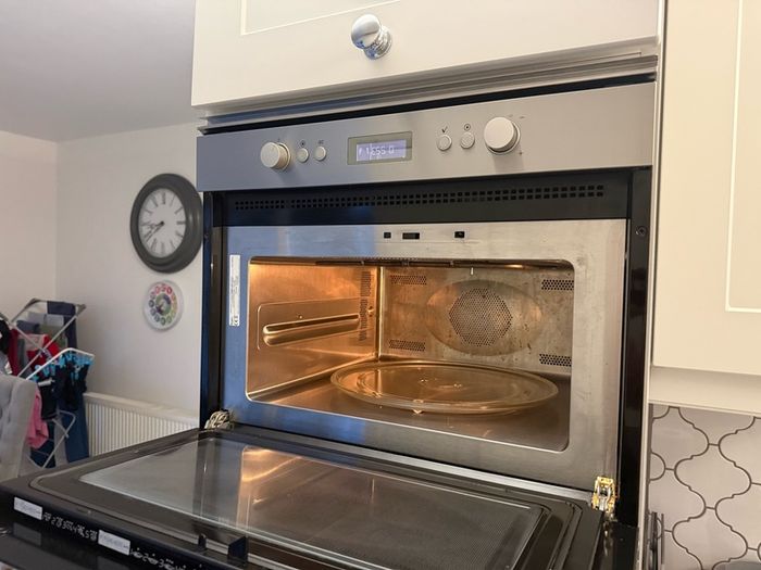 Whirlpool microwave oven AMW820IX