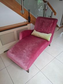 Pink Chaise Longue