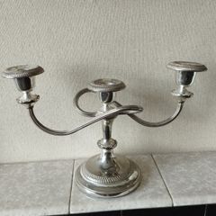 Vintage candelabrum for 3 candles.