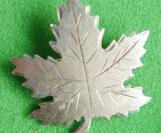Vintage Bond Boyd Sterling Silver Pin Brooch Maple Leaf 3,9g