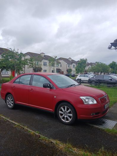 2004 Toyota Avensis