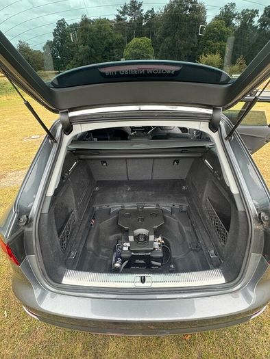 Audi A4 Avant S-line / Highest Spec  / Low Milage