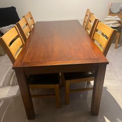 Sturdy Table & Classic Chairs