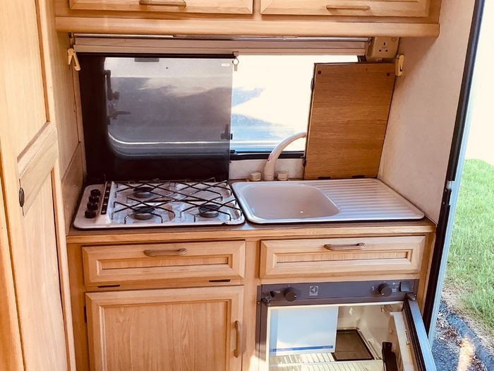Small caravan, lightweight tourer,10ft long