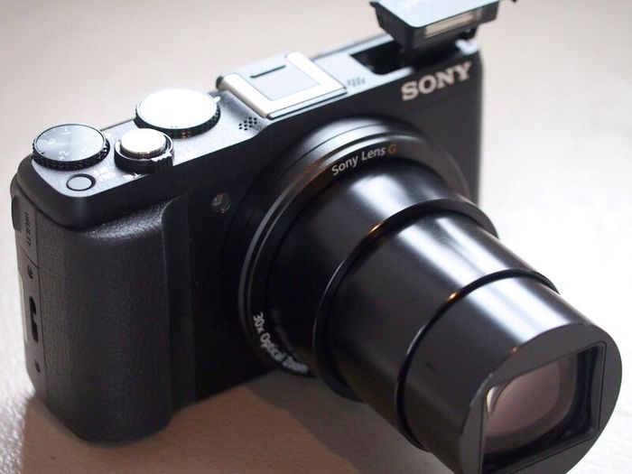 A Sony Cybershot DSC-HX60V digital camera