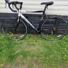 Mens racong bike for sale.Aluminium frame lightweight 70005 heat treated  Aluminium..Nice bike to cycle.Shomano gears and  brakes.