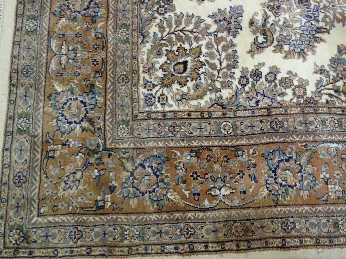 P.ersian Sarok Mir Rug 2.60 x 2.48 (SCK)