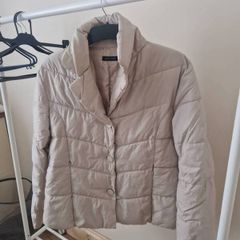 women's beige jacket