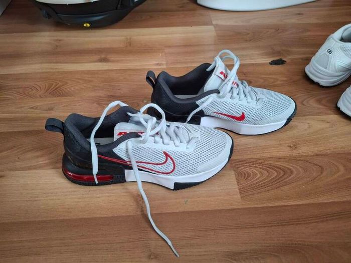 mens trainers