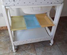 baby changing table