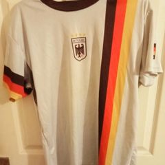 Germany Football Top. M.2014  Deutschland on front and back. Size. Medium