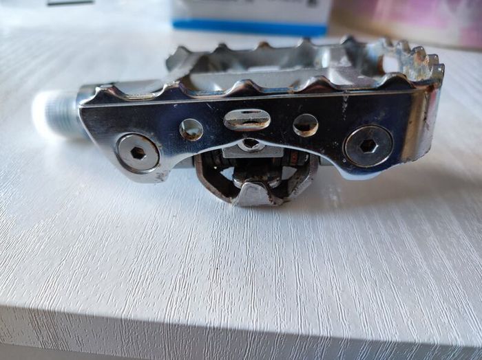 Shimano Pedal M324 SPD