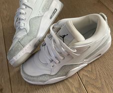 Nike Jordan 4 rm size 5uk