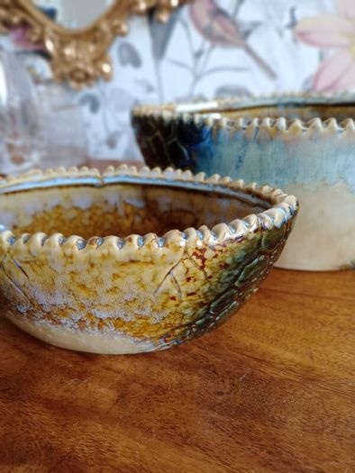 Vintage Ceramic Art Pottery Nest of Bowls x 3