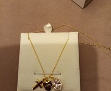 Gold mum Knight and Day pendant from Carraig Donn