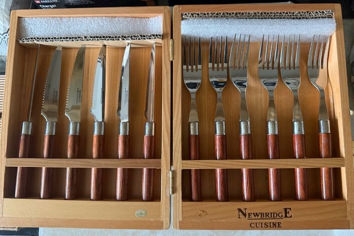 Newbridge Steak Knife & Fork Set