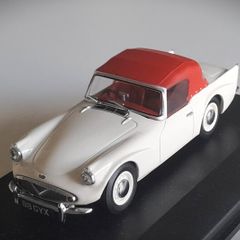 Diecast Model Daimler SP250 - Collectable Oxford Diecast 1:43